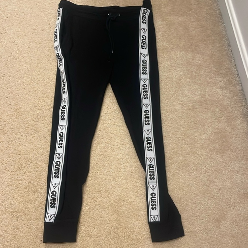 Guess Jogger